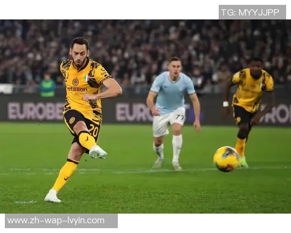 拉齐奥与国际米兰激战正酣谁能在意甲赛场笑到最后